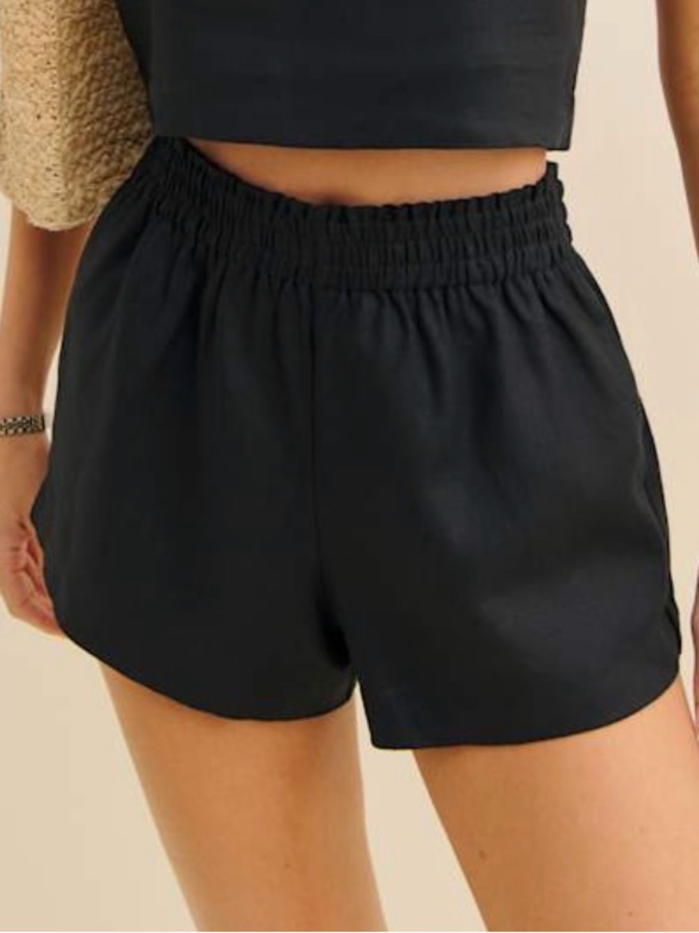 Reformation Mia Linen Short